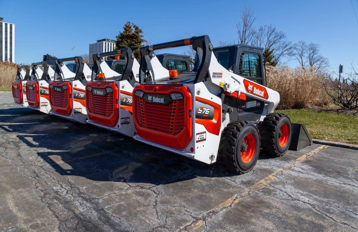 maintaining a skid steer loader